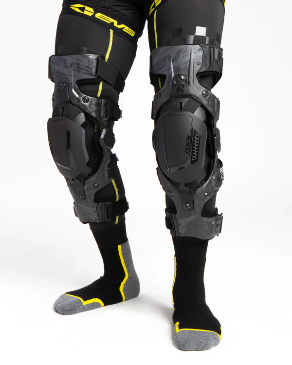 Web Eclipse Knee Brace Black - Image 5